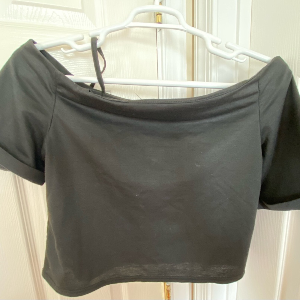 Little black blouse (off shoulder style)